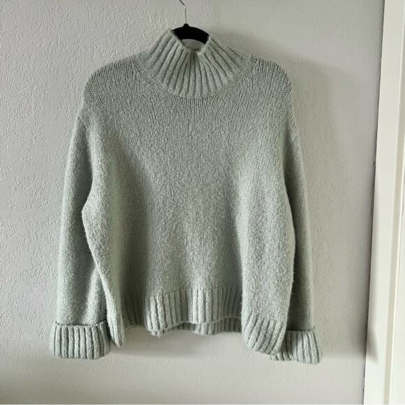 H&M Oversized Mint Green Turtleneck Sweater - Picture 2 of 5